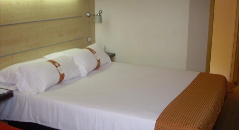Holiday Inn Express Alcobendas By Ihg Cameră foto